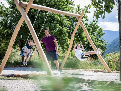 Familienhotel - Wasserrutsche - Südtirol - Outdoorspielplatz - Das Mühlwald - Quality Time Family Resort
