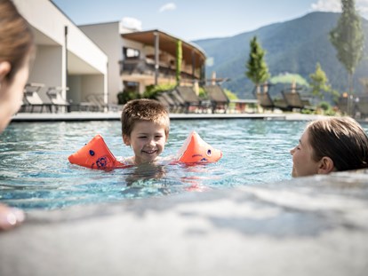 Familienhotel - Schwimmkurse im Hotel - Rabland/Partschins - Das Mühlwald - Quality Time Family Resort