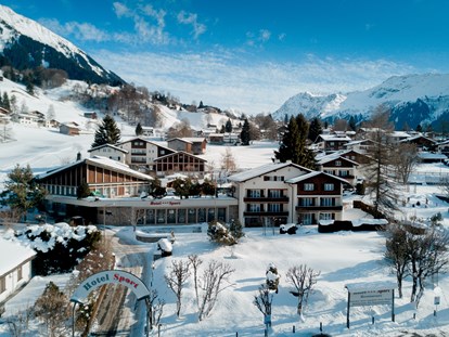 Familienhotel - Pools: Innenpool - Graubünden - Winter im Hotel Sport - Hotel Sport Klosters