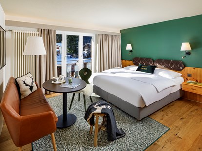 Familienhotel - Tennis - Davos Wiesen - Familienzimmer Superior | Elternschlafzimmer - Hotel Sport Klosters