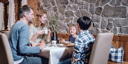 Familienhotel - Skilift - Familienfrühstück - Familienresort Ellmauhof - das echte All Inclusive ****S