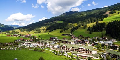 Familienhotel - Schwimmkurse im Hotel - Ramsau (Bad Goisern am Hallstättersee) - Übersicht ROBINSON Amadé - ROBINSON Club Amade