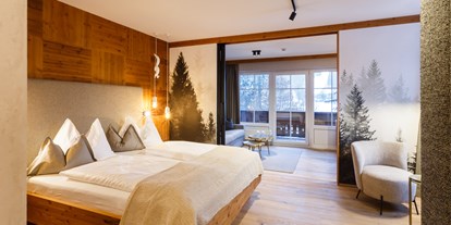 Familienhotel - Skilift - Walchsee - Komfort Suite "Fichtenwald" - Landhotel Schermer