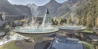 Familienhotel - Wasserrutsche - AQUA DOME - Tirol Therme Längenfeld
