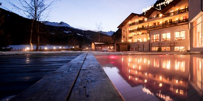 Familienhotel - Babysitterservice - Naturns bei Meran - Alphotel Tyrol Winter - Family & Wellness Resort Alphotel Tyrol