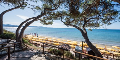 Familienhotel - Umgebungsschwerpunkt: Stadt - Italien - Hauseigener Strand in Follonica - Il Pelagone Hotel & Golf Resort Toscana