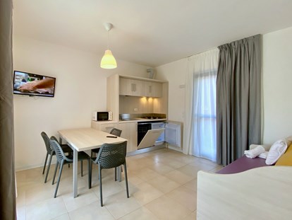 Familienhotel - Umgebungsschwerpunkt: am Land - Torbole sul Garda - Comfort Apartment - Belvedere Village