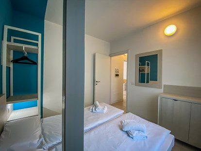 Familienhotel - Pools: Sportbecken - Peschiera del Garda - Standard Apartment - Belvedere Village