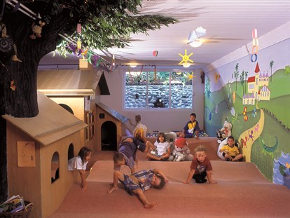 Familienhotel - Einzelzimmer mit Kinderbett - Cima di Porlezza - Kinderland - Albergo Losone
