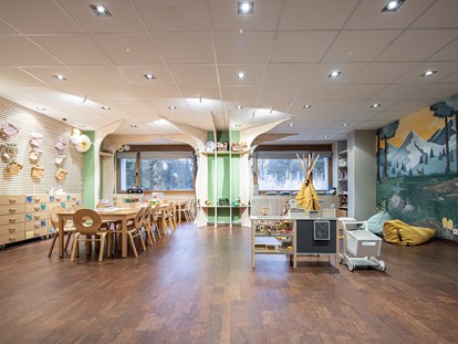 Familienhotel - Suiten mit extra Kinderzimmer - Graubünden - Kids Inn Murmeli - Valbella Resort