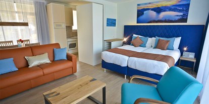Familienhotel - Pools: Außenpool nicht beheizt - Lago Maggiore - Family Suite Deluxe - Top Familienhotel La Campagnola