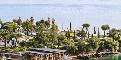 Familienhotel - Pools: Innenpool - Griechenland - Das Yali Meeresfrüchte-Restaurant  - Grecotel Corfu Imperial 