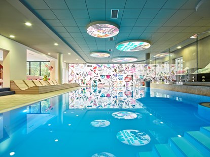 Familienhotel - Schwimmkurse im Hotel - Fulpmes - Der Kröller