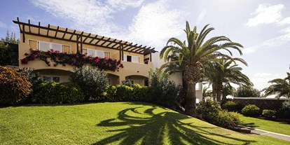 Familienhotel - Kinderwagenverleih - Esquinzo, Las Palmas - Große, gepflegte Gartenanlage im ROBINSON Club Esquinzo Playa - ROBINSON Club Esquinzo Playa