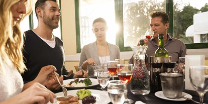 Familienhotel - Verpflegung: alkoholfreie Getränke ganztags inklusive - Kanarische Inseln - Kulinarische Spezialitäten in stilvoller und gemütlicher Atmosphäre - ROBINSON Club Esquinzo Playa