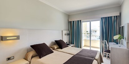 Familienhotel - Tennis - Cala Bona - Appartement mit seitlichem Meerblick - FAMILY HOTEL Playa Garden