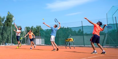 Familienhotel - Kinderbecken - Vieste Foggia - Tennis - Gattarella Resort