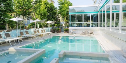 Familienhotel - Pools: Außenpool beheizt - Torre Pedrera di Rimini - Schwimmbad - Aqua Hotel