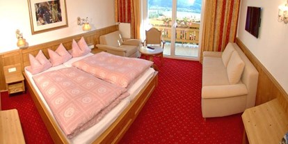 Familienhotel - Suiten mit extra Kinderzimmer - Oberdrautal - Doppelzimmer Deluxe im Haupthaus: https://www.glocknerhof.at/zimmerpreise.html - Hotel Glocknerhof