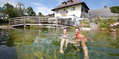 Familienhotel - Pools: Schwimmteich - Oberösterreich - Schwimmbiotop im Hotel Weiss***s - Hotel Weiss***s