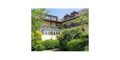 Familienhotel - Preisniveau: moderat - Schönberg (Freyung-Grafenau) - Garten - Hotel Weiss***s