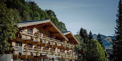 Familienhotel - Pools: Schwimmteich - Dienten am Hochkönig - The RESI Apartments
Vorderansicht  - The RESI Apartments "mit Mehrwert"