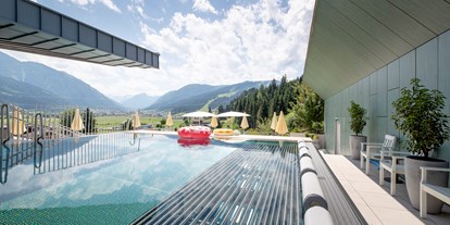Familienhotel - Umgebungsschwerpunkt: Berg - Außenpool ganzjährig geöffnet - Hotel Felsenhof