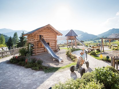 Familienhotel - Hunde: erlaubt - Oberndorf in Tirol - Unser toller Almspielplatz - Übergossene Alm Resort
