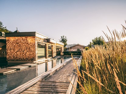 Familienhotel - Pools: Infinity Pool - St. Jakob in Haus - Hochkönig Sauna  - Übergossene Alm Resort