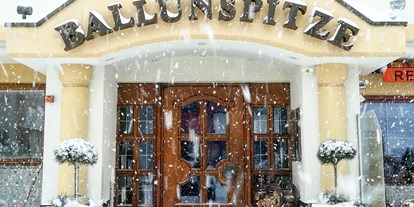 Familienhotel - Hallenbad - Tiroler Oberland - Hotel - Kinderhotel "Alpenresidenz Ballunspitze"