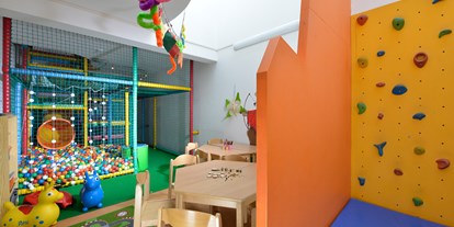 Familienhotel - Suiten mit extra Kinderzimmer - Serfaus - Bärenland - Kinderhotel "Alpenresidenz Ballunspitze"