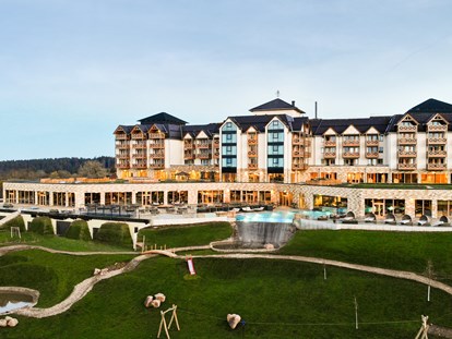 Familienhotel - Skikurs direkt beim Hotel - Thüringen Süd - The Grand Green - Familux Resort