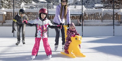 Familienhotel - Hunde: erlaubt - Tirol - Eislaufplatz - Galtenberg Family & Wellness Resort