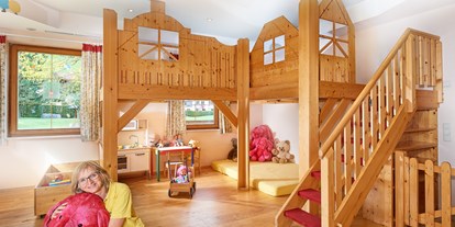 Familienhotel - Babyphone - Pongau - Spielzimmer mit Fun Box und Kinderkino - Sonnberg Ferienanlage