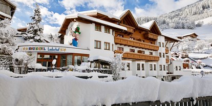 Familienhotel - Hallenbad - Tiroler Oberland - Kinderhotel Laderhof