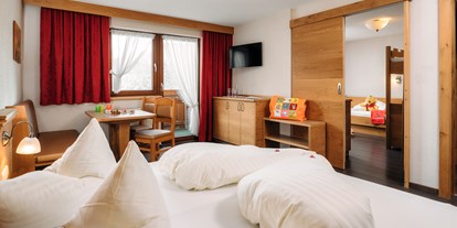 Familienhotel - Suiten mit extra Kinderzimmer - Serfaus - Wohnbeispiel - Kinderhotel Laderhof