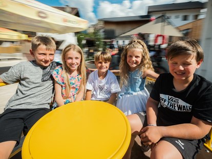 Familienhotel - Umgebungsschwerpunkt: See - Österreich - Uiii, da wird einem ja schwindlig! - Kinderhotel Laderhof
