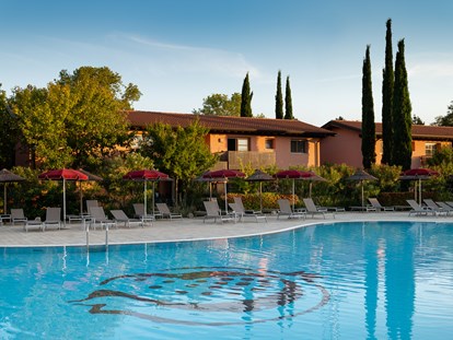 Familienhotel - Umgebungsschwerpunkt: Therme - Green Village Resort (Lignano) - Poolanlage und Wohnungen - Green Village Resort