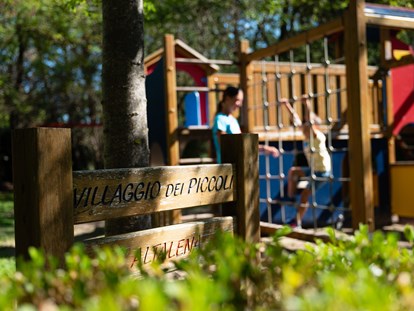 Familienhotel - Verpflegung: Halbpension - Green Village Resort (Lignano) - Spielplatz - Green Village Resort