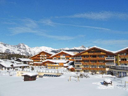 Familienhotel - Pools: Außenpool beheizt - Garmisch-Partenkirchen - Alpenpark Resort Seefeld im Winter - Alpenpark Resort Seefeld