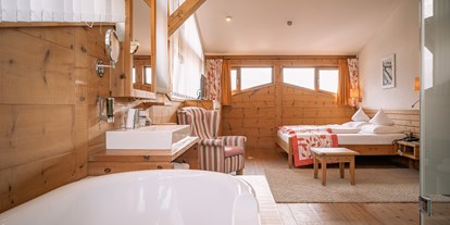 Familienhotel - Ausritte mit Pferden - Tirol - Tirolerhof Familotel Zugspitze