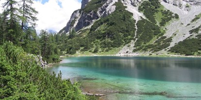 Familienhotel - Umgebungsschwerpunkt: Fluss - Tirol - traumhafter Seebensee - Tirolerhof Familotel Zugspitze