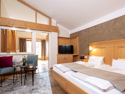 Familienhotel - Preisniveau: gehoben - Jochberg (Jochberg) - Zimmer Sonnenblume 40 m² - POST Family Resort