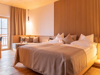 Familienhotel - Umgebungsschwerpunkt: Therme - Suite Sonnenhof 50 m² - POST Family Resort