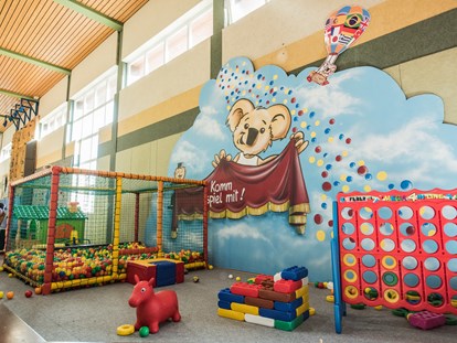 Familienhotel - Spielplatz - Kleinkinderbereich Koala Kids World - Göbel's Hotel Rodenberg