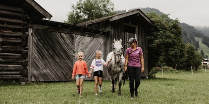 Familienhotel - Ausritte mit Pferden - Salzburg - "Schnupper" - Reiten - Familienhotel Auhof
