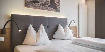 Familienhotel - Preisniveau: gehoben - Sillian - DZ Superior - Dolomit Family Resort Alpenhof
