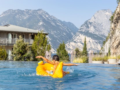 Familienhotel - ausschließlich Familien im Hotel - Trentino-Südtirol - Gardea SoulFamily Resort