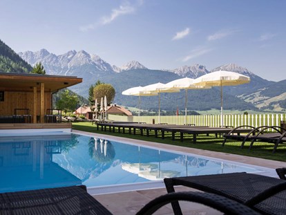 Familienhotel - ausschließlich Familien im Hotel - Seis am Schlern - Kastelruth - Pool - Garberhof Dolomit Family