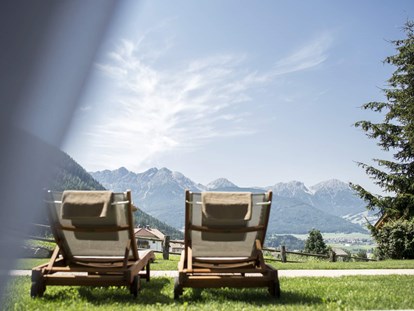 Familienhotel - Umgebungsschwerpunkt: Berg - Italien - Garten - Garberhof Dolomit Family
